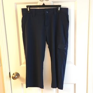 Women's Lee capris.